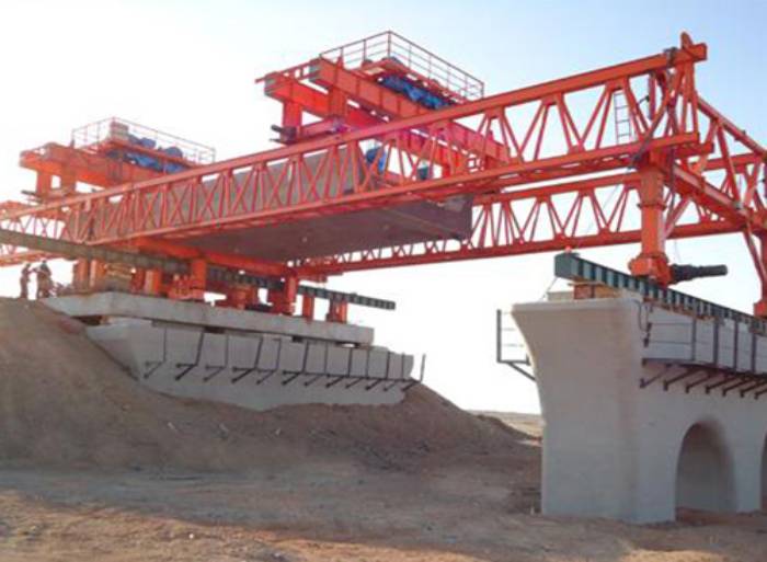 JQG220T-40M公鐵兩用架橋機型號